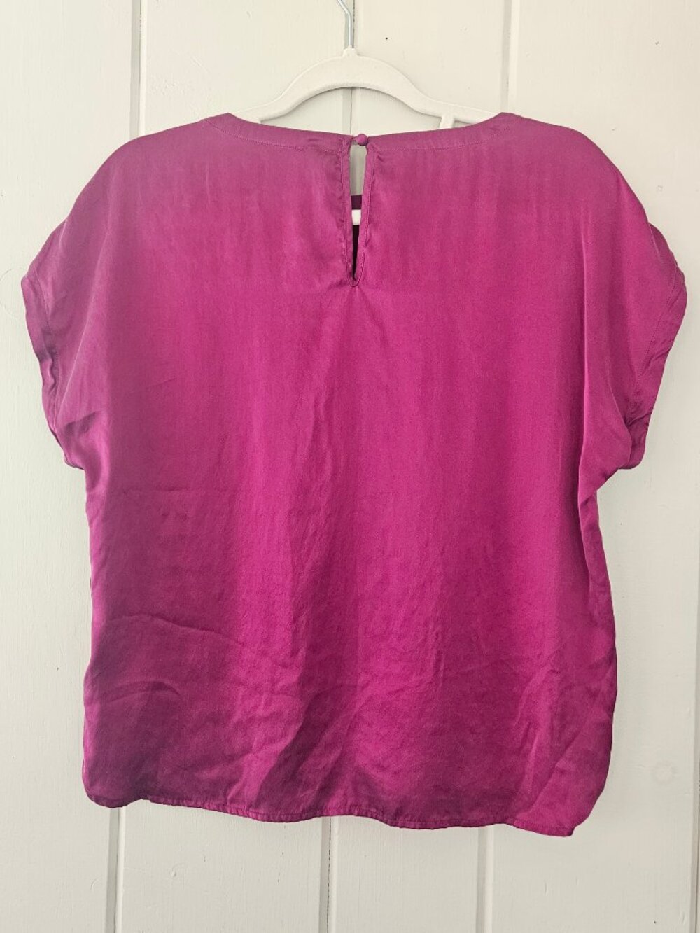 Joie 100% Silk Short Sleeve Keyhole Blouse Plum Purple Size Small - Picture 6 of 10